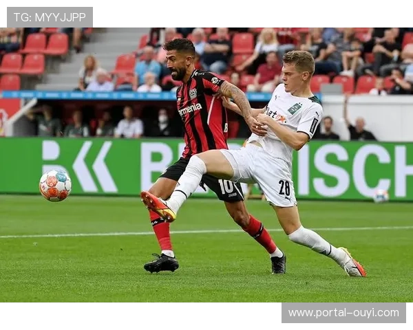 汉堡0-0门兴格拉德巴赫，主场防守韧性化解客队攻势